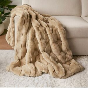 Madison Park Plush Tan Throw Blanket